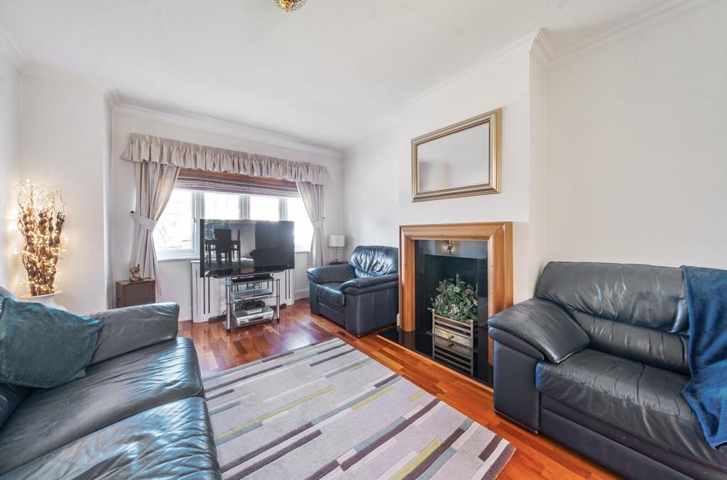 Living room, fireplace