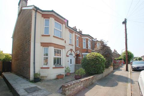 3 bedroom semi-detached house for sale, Mabledon Road, Tonbridge