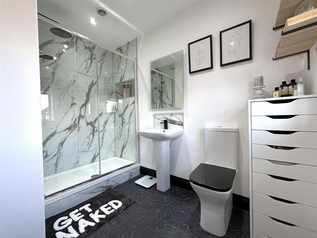 En-Suite Shower Room 233