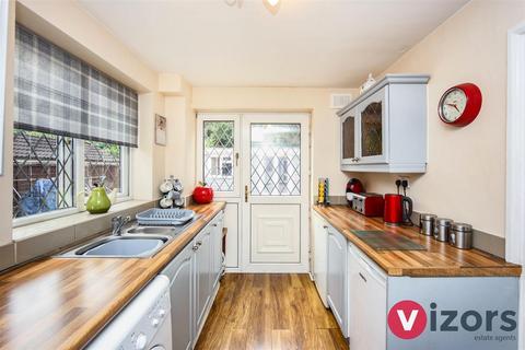 13 Croft Close, Redditch, B98 0JT