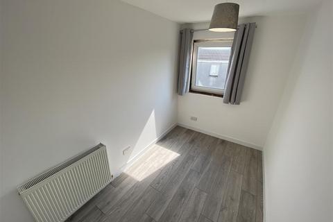 4 bedroom terraced house to rent, Melrose Road, Cumbernauld, Glasgow