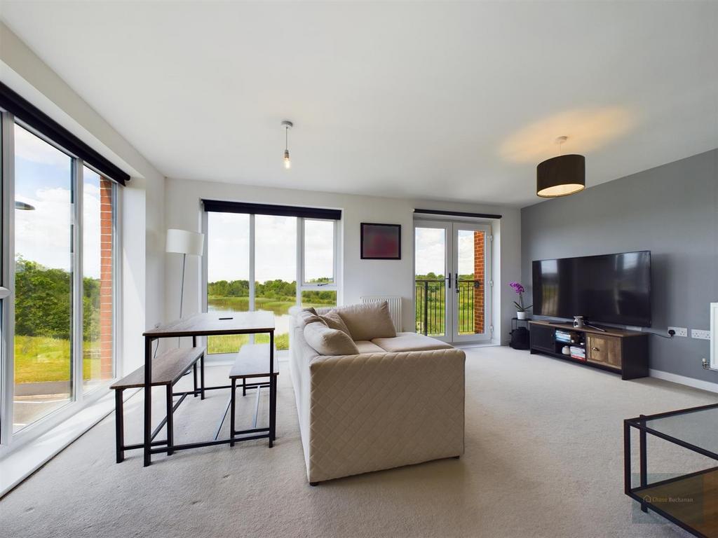 Sitting Room/Dining Room