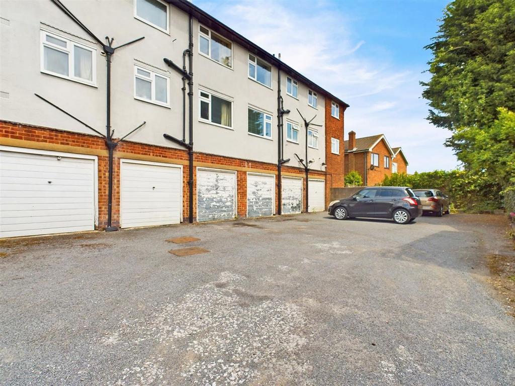 Parking Rear