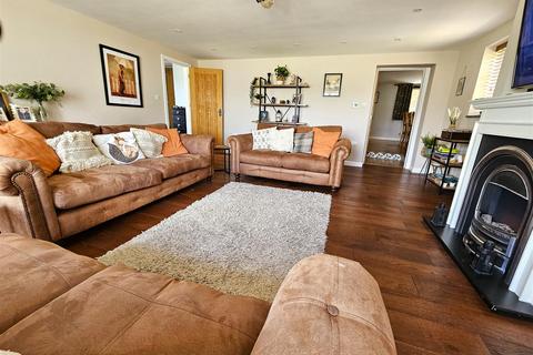 Middlebrook Farm Brook Lane, Tavistock, PL19 9DP