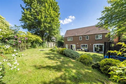 8 Bartletts, Great Cheverell, Devizes, SN10 5XL