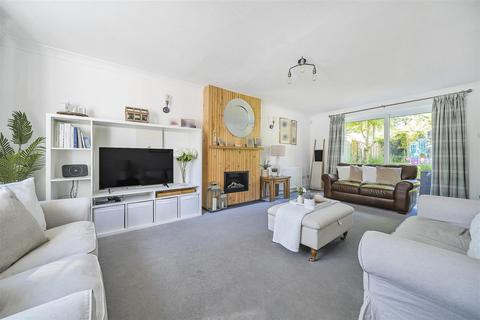 8 Bartletts, Great Cheverell, Devizes, SN10 5XL