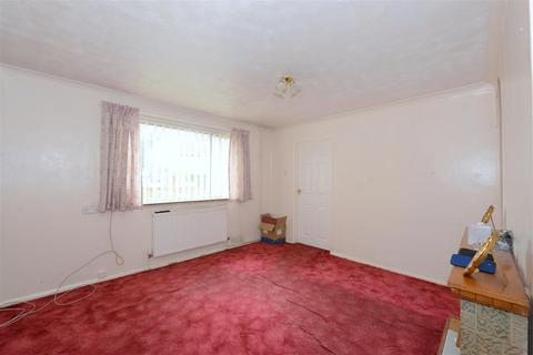 3 bedroom end of terrace house for sale, Chatford Drive, Meole Brace, Shrewsbury