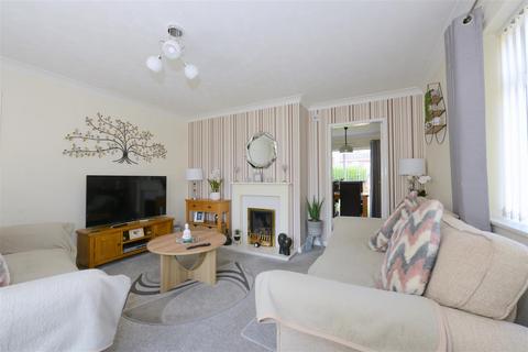 3 bedroom detached house for sale, Ashfields Road, Heath Farm, Shrewsbury