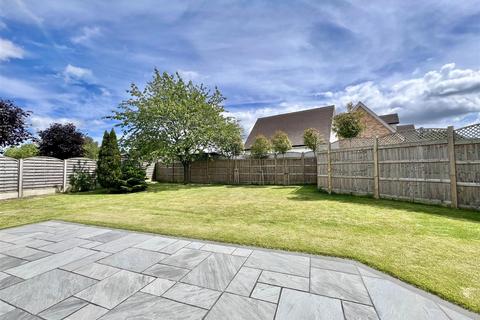 4 bedroom house for sale, Evelyn Road, Great Leighs, Chelmsford