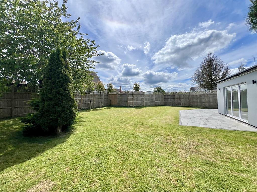 Garden 2.jpeg