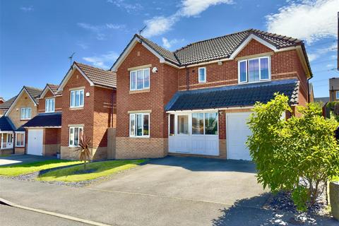 4 bedroom detached house for sale, Dovebush Way , Barnsley, S75 1QE