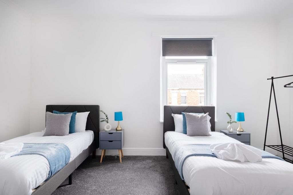 20 Rosemount Road-5-min.jpg