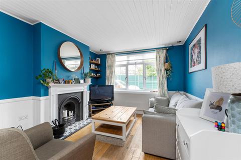 3 Springfield Road, London, E4 7DJ