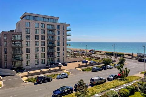 1 bedroom flat for sale, Grand Avenue, Worthing BN11