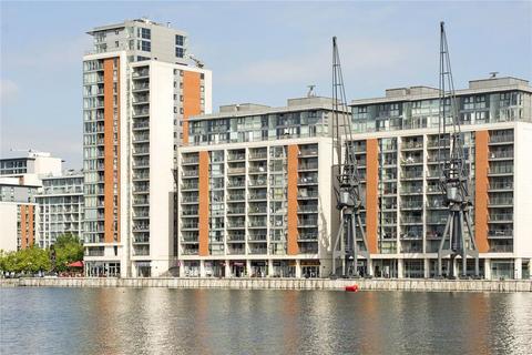 1 bedroom apartment for sale, 21 Western Gateway, London E16