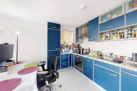 1 bedroom apartment for sale, 21 Western Gateway, London E16