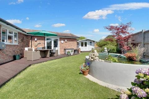 17 Westergate Close, Goring By Sea, Worthing, BN12 5DD