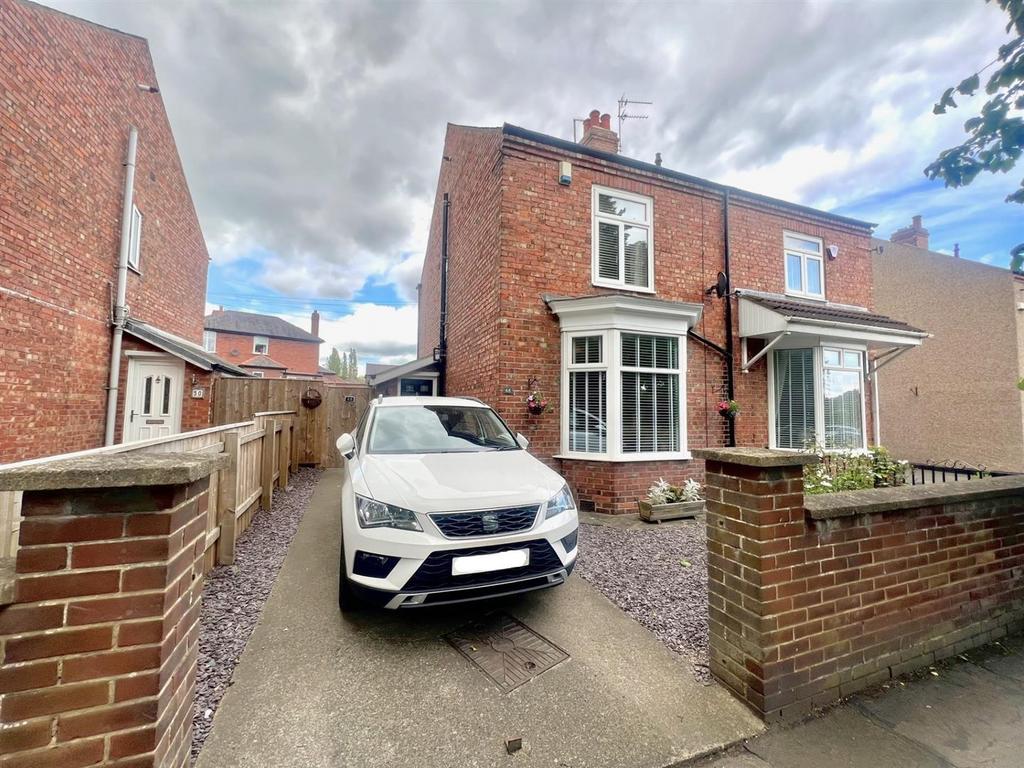 Whinfield Road, Darlington 2 bed semidetached house for sale £145,000