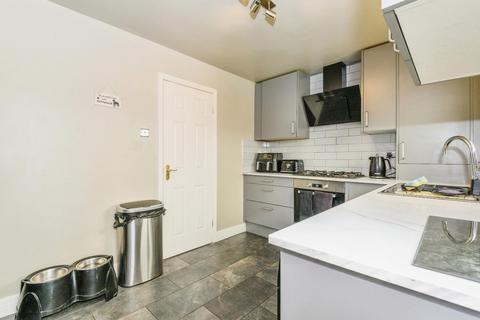 3a Barker Place, Leeds, LS13 4BU