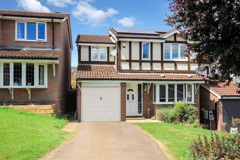 4 bedroom detached house for sale, Holcot Close, Wellingborough NN8