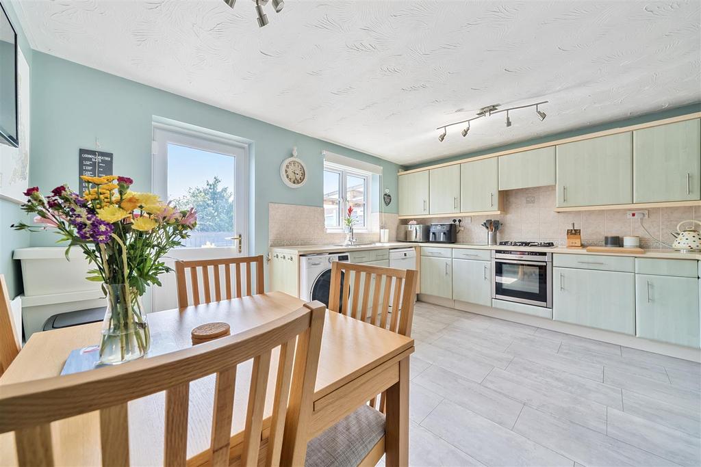 Kitchen/Dining Room.jpg