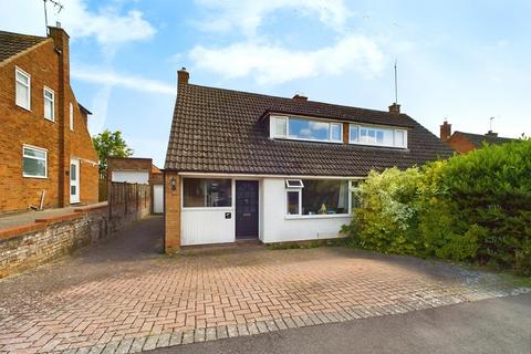 3 bedroom semi-detached house for sale, Harkness Way, Hitchin, SG4