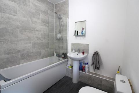 13 Brooklyn Terrace, Llanhilleth, Abertillery, NP13 2RF