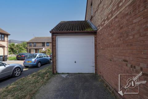 40 Farley Road, Gravesend, DA12 2LT