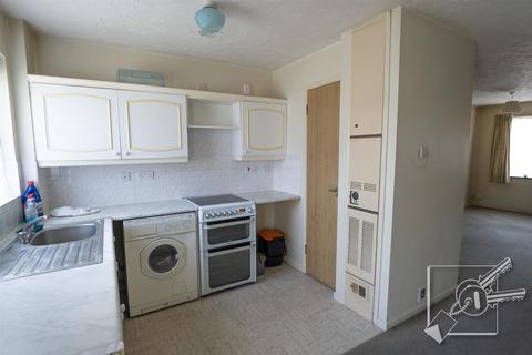 40 Farley Road, Gravesend, DA12 2LT
