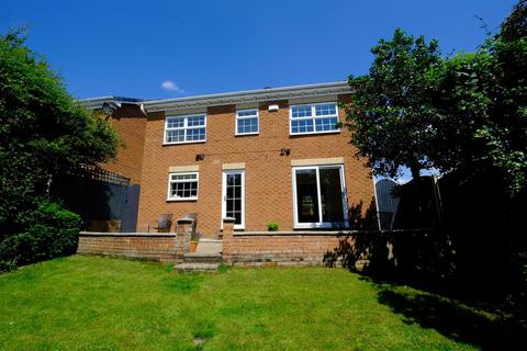 4 bedroom detached house for sale, Pilsley Close, Belper DE56