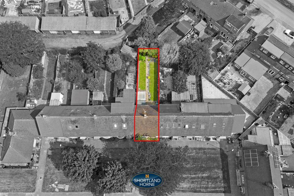 30 centenery Rd (2 of 17).jpg