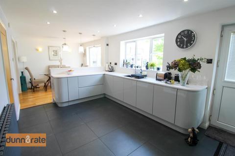31 Milltown Way, Leek, ST13 5SZ