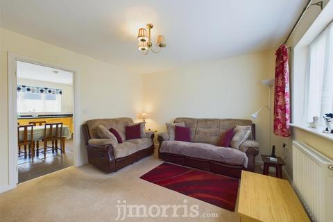 2 bedroom semi-detached house for sale, Llys Y Brenin, Whitland