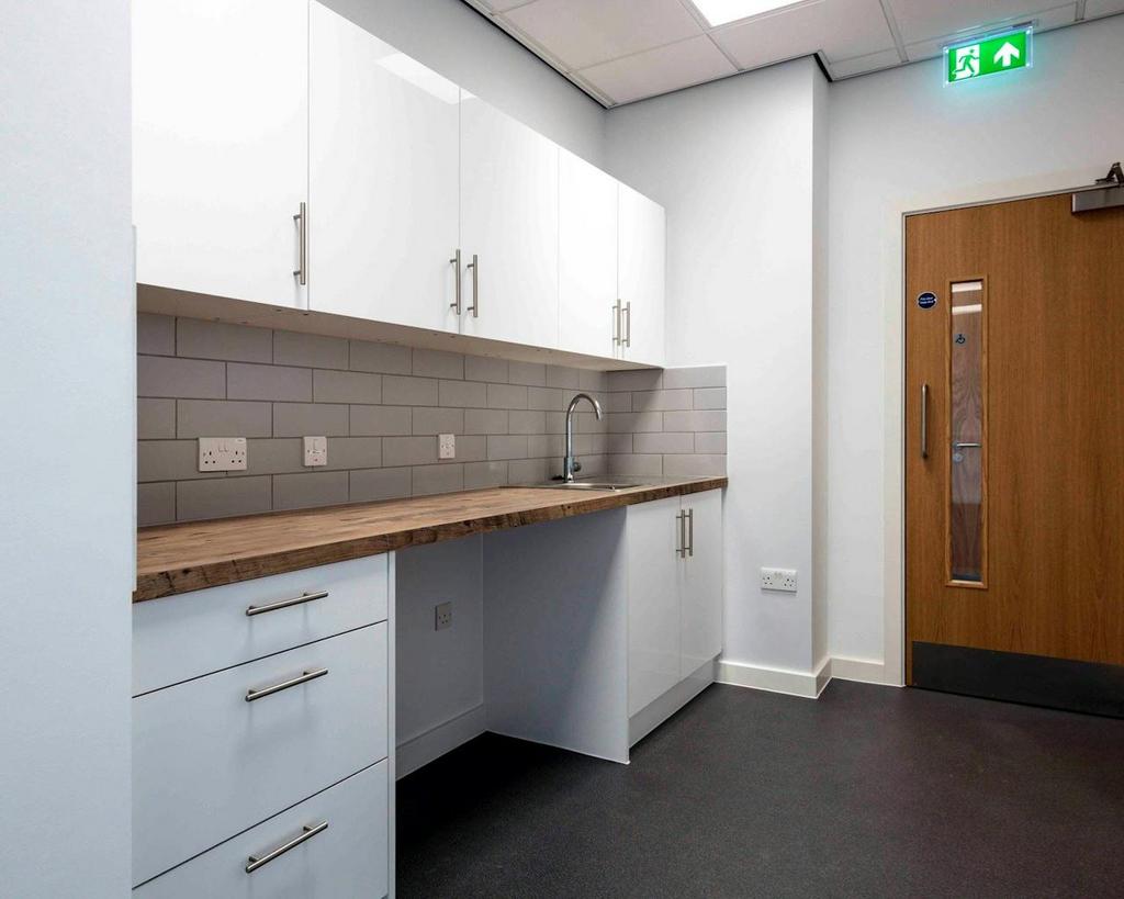 Phase 1 Proxima Park Kitchen Photo 13 large.jpg