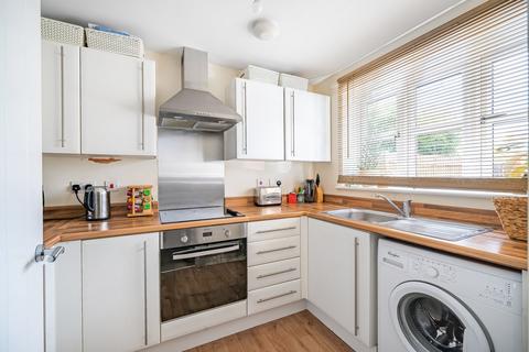 15 Angle Green, Shefford, SG17 5GP