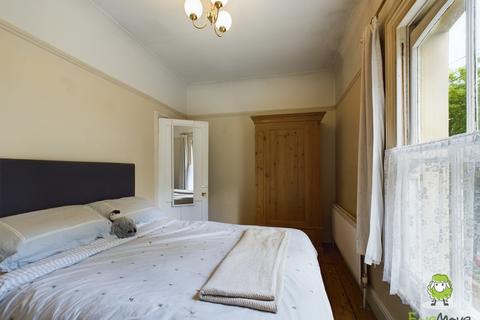 5 Phoenix Park Terrace, Basingstoke, RG21 5NQ