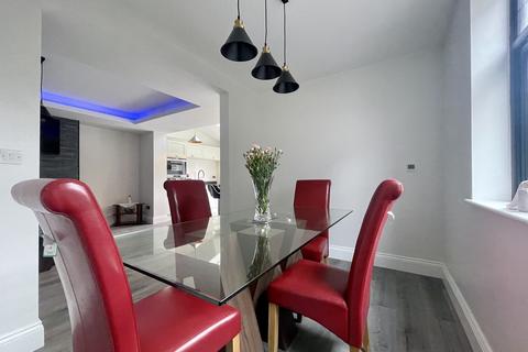 4 bedroom semi-detached house for sale, Southport PR8