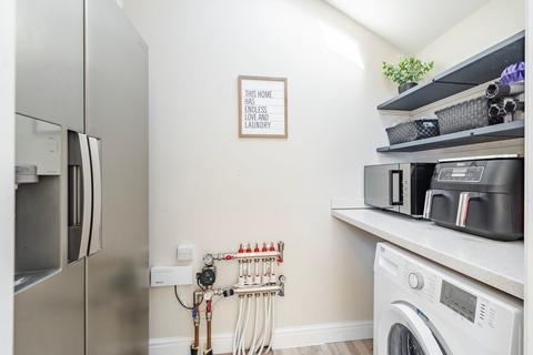 4 Caston Road, Norwich, NR7 0LS