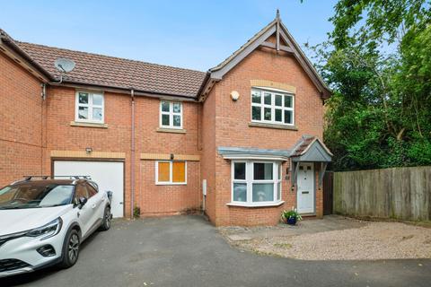 3 bedroom end of terrace house for sale, Woodcock Close , Northfield , Birmingham B31 5EH