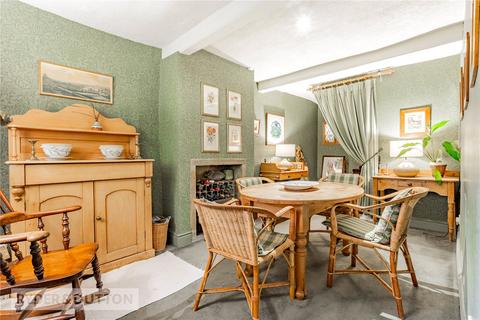 Hollingreave Holly Grove, Dobcross, Oldham, OL3 5JQ