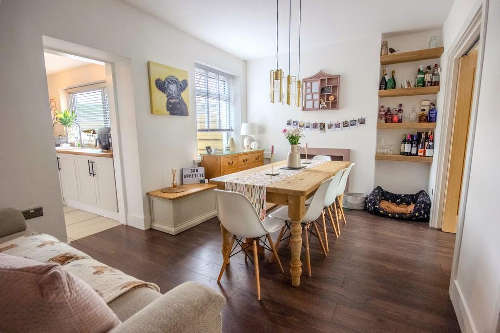 Sitting / Dining Room