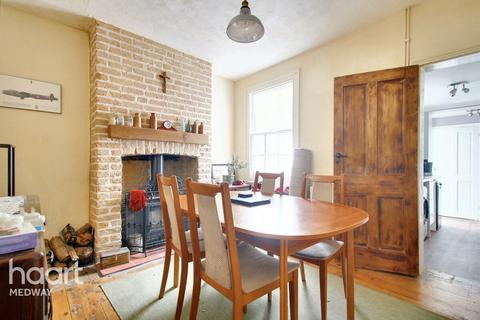 2 bedroom terraced house for sale, Rochester Road, Rochester