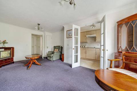 1 bedroom apartment for sale, Wilmot Court, 76-84 Victoria Road, FARNBOROUGH, GU14