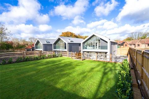 4 bedroom detached house for sale, Hill Top Place, Westerham, Kent