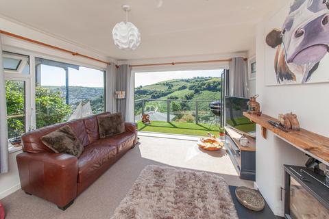 Sunny Bank, 56 Churchfields, Dartmouth, TQ6 9HJ
