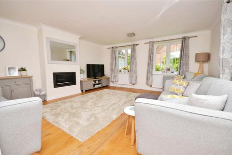 4 bedroom detached house for sale, Stone, Aylesbury HP17