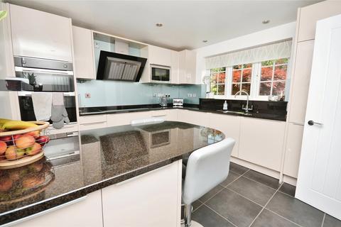 4 bedroom detached house for sale, Stone, Aylesbury HP17