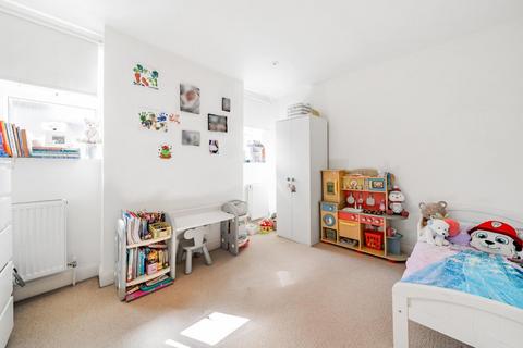 2 bedroom flat for sale, Manor Road, Beckenham