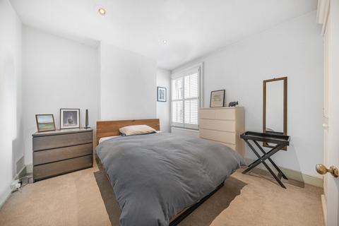 3 bedroom flat for sale, Vant Road, Tooting