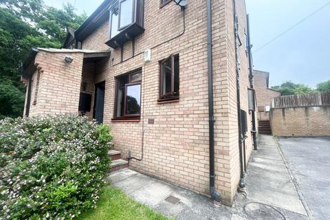 1 bedroom flat to rent, Cookridge, Leeds, LS16